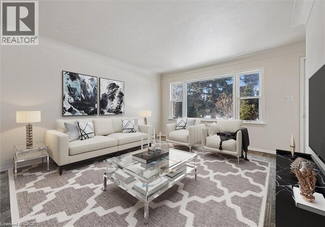 Photo - 715 Frederick St