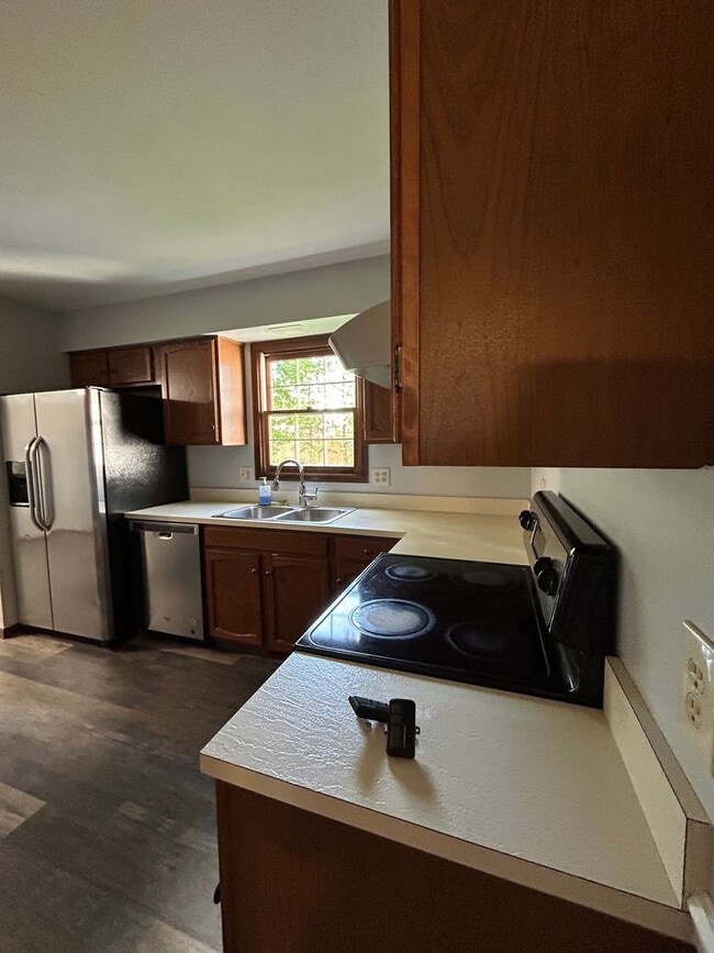 Photo - 3 Bedroom Stone Facade Colonial with 2 Car Attached Garage in Strongsville