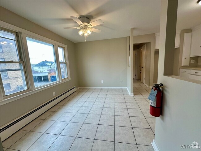 Building Photo - 1024 Amherst St Rental