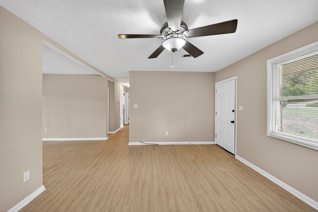 Photo - 2361 Dublin Dr