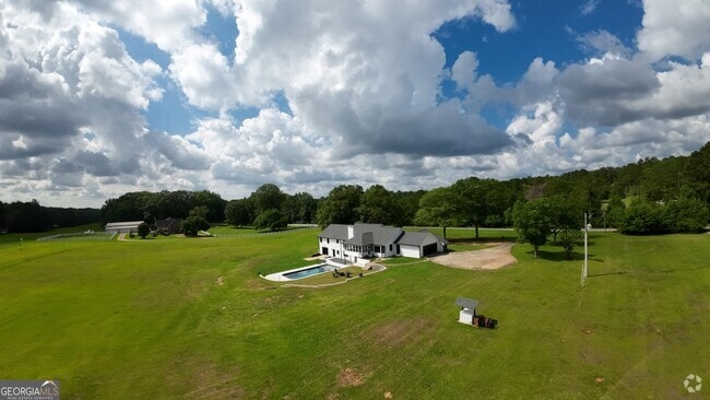 Building Photo - 120 Red Fox Run Rental