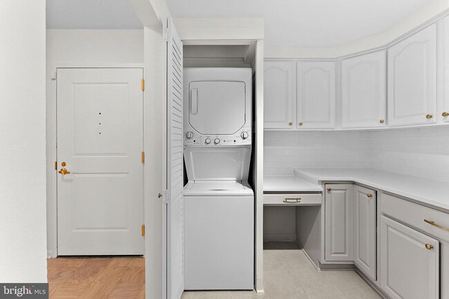 Photo - 4601 N Park Ave Unidad 510K