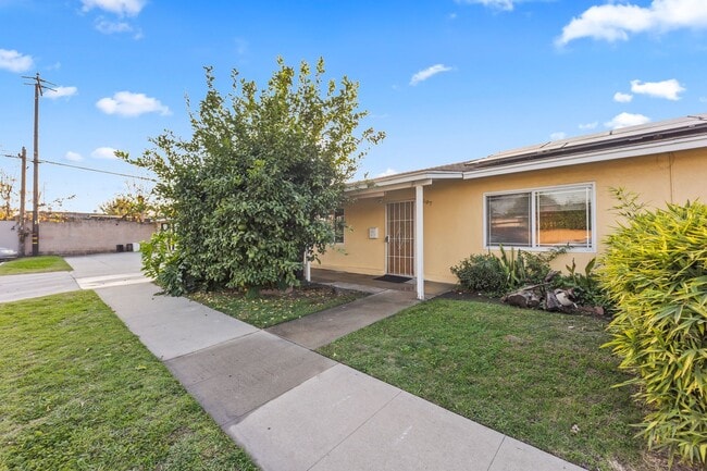 Photo - 6297 Orizaba Ave Unidad Orizaba Ave House