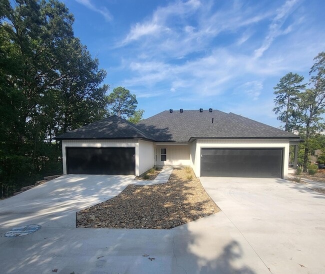 Building Photo - 1801 Aldersgate Rd Rental