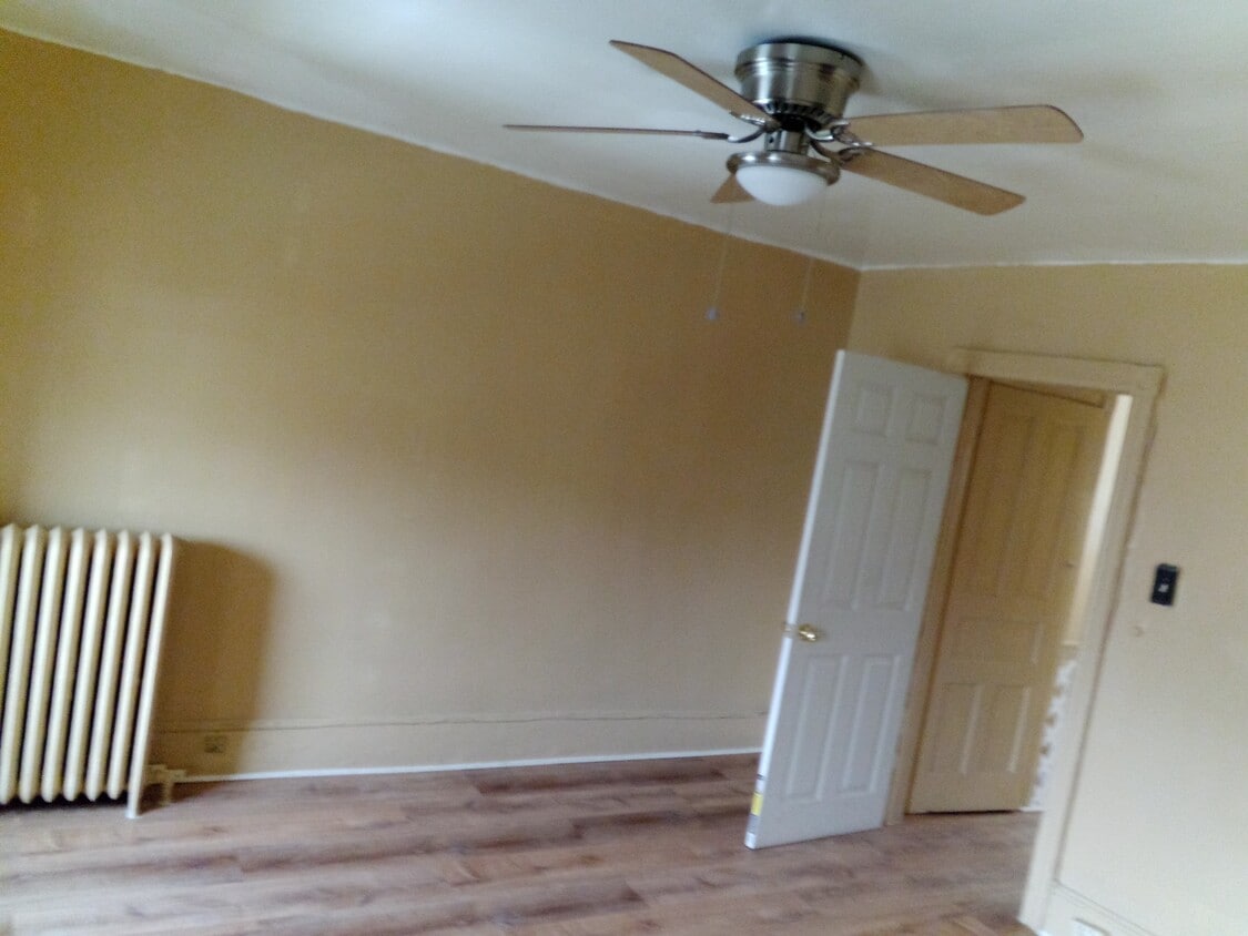 Photo - 1126 W Rockland St (Philadelphia, PA)