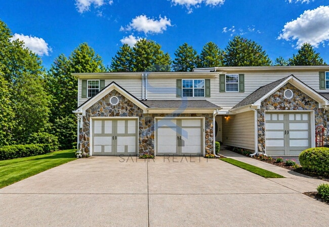 Building Photo - 303 Brookside Way