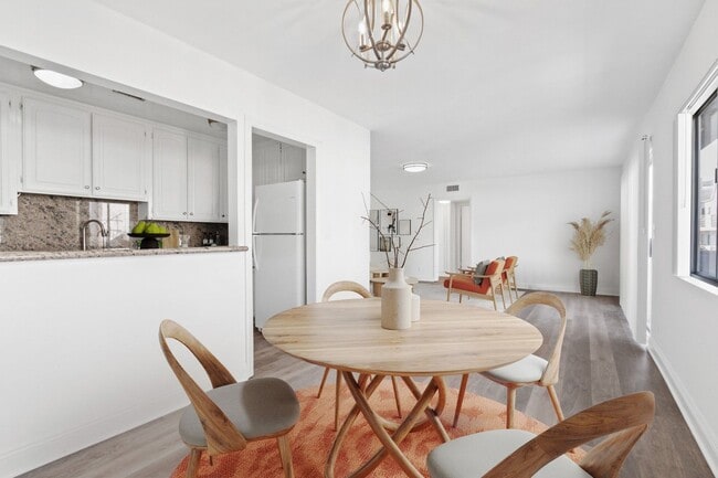 Rexford Drive Apartments