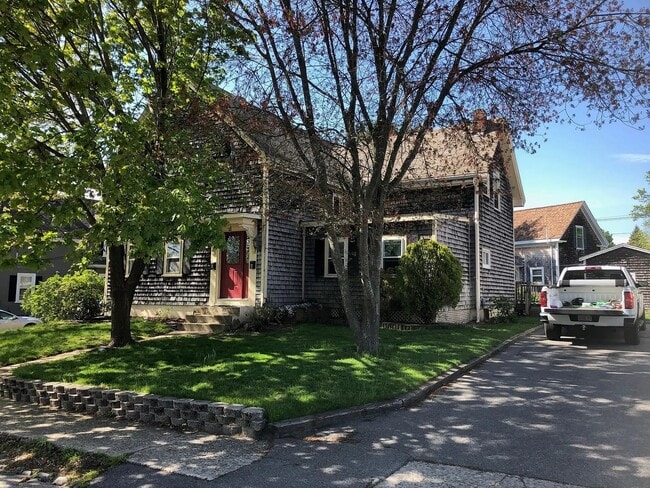 Photo - 171 Center Ave Unit Apt 1