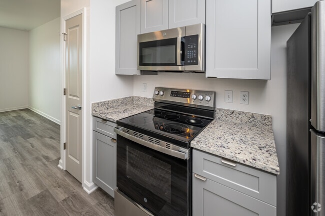 1BR, 1BA - Kitchen