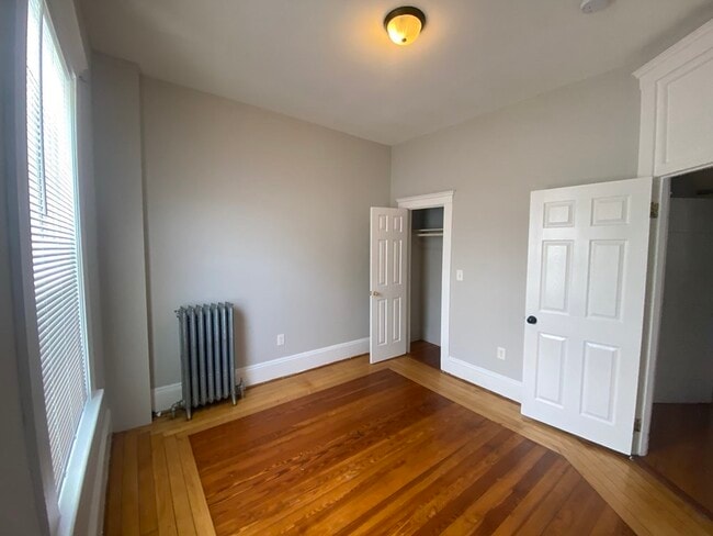 Photo - 34 Speedwell St Unit 2