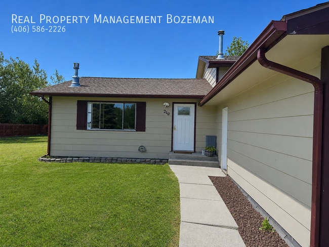 Photo - 210 Valley Dr