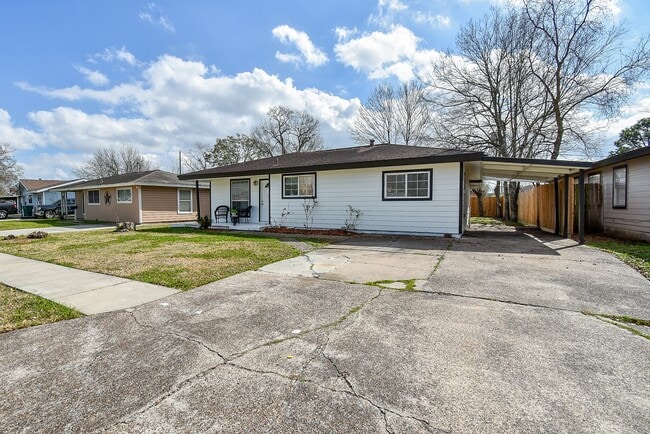 Photo - 2708 Morningside Ln