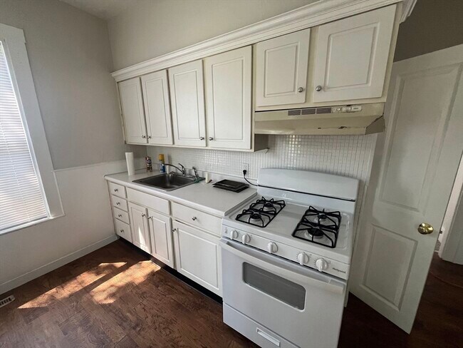 Photo - 28 Church Ave Unit 1