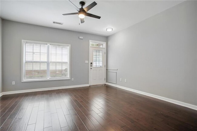 Photo - 2360 Johnson Rd NE