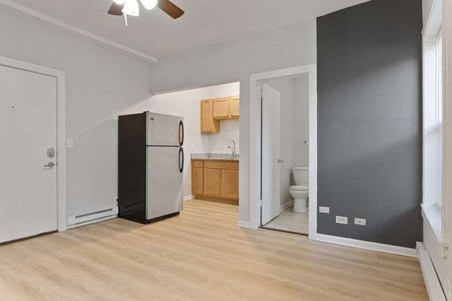 Photo - 1456 W Fargo Ave Unidad 206