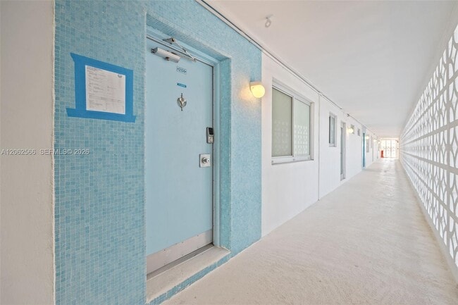 Photo - 9101 E Bay Harbor Dr Unit 204