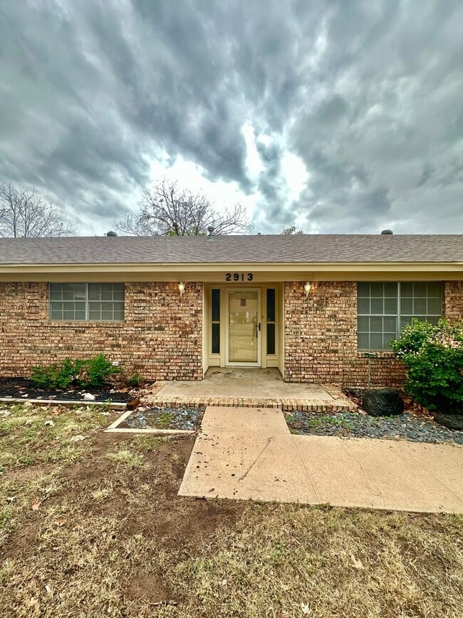 Photo - COMING JUNE 2026 - Spacious 3 Bedroom 2 Bathroom Home in College Hills Neighborhood!