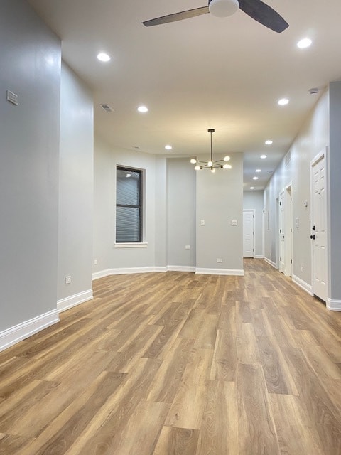 Photo - 1305 E 69th St