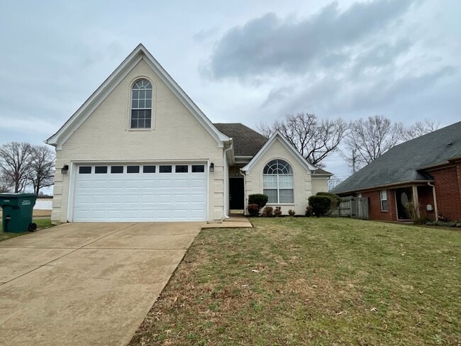 Building Photo - CORNER LOT!