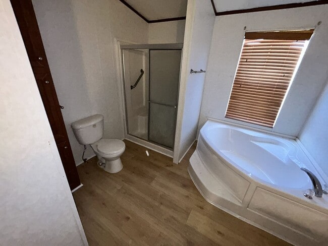 Photo - 6100 E Rancier Ave