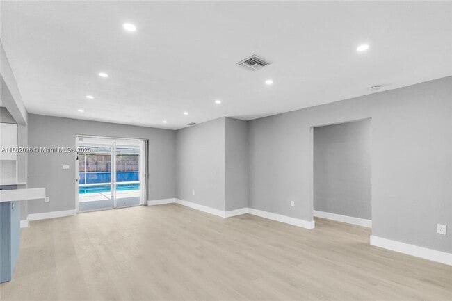 Building Photo - 3801 N 66th Ave Rental