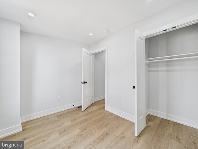Photo - 2229 Oakford St