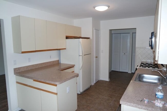 Photo - 72 Riverview Ct Unit 72