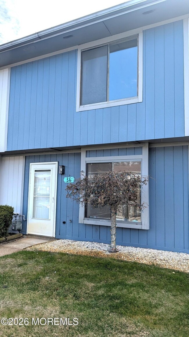 Building Photo - 36 Creek Rd