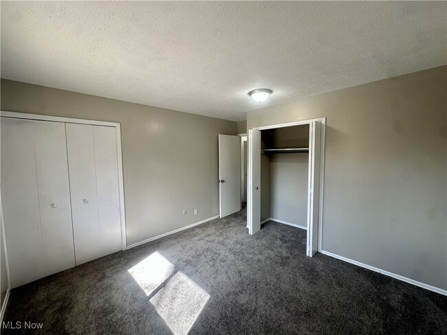 Photo - 4393 N Norman Dr Apartment