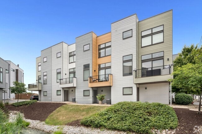 Building Photo - Beautiful Furnished 1 bedroom unit in Fair... Rental