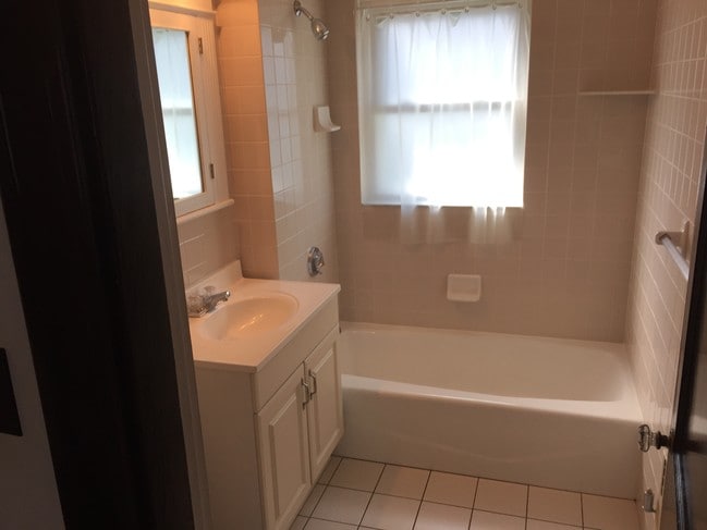 Bathroom - 103 Barnes Ave