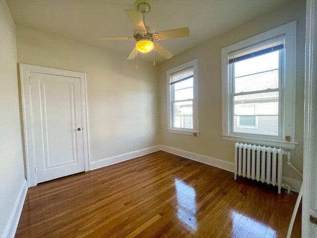 Photo - 36-05 215th Pl