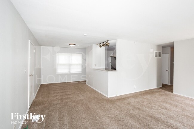 Photo - 4320 N Pasadena St