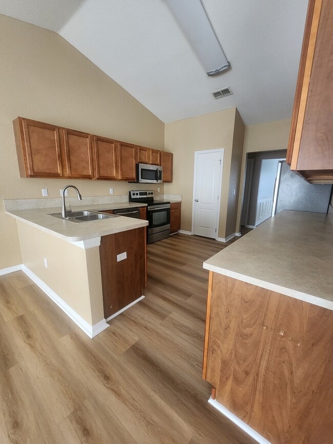 Photo - 505 Buckshot Ln