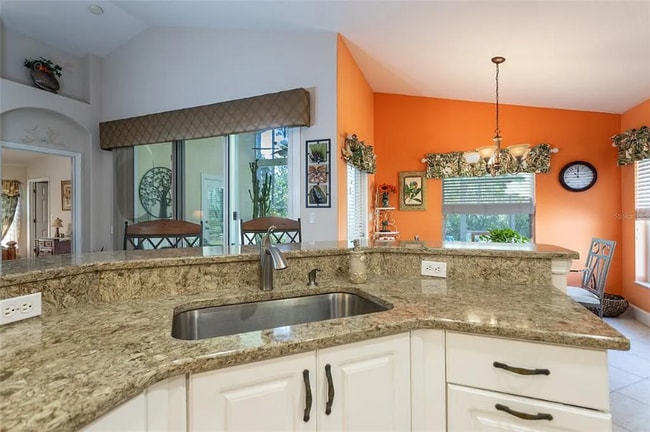 Photo - 7 Owls Roost Ln