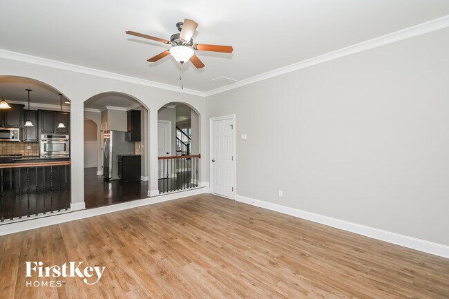 Photo - 9154 Dover St
