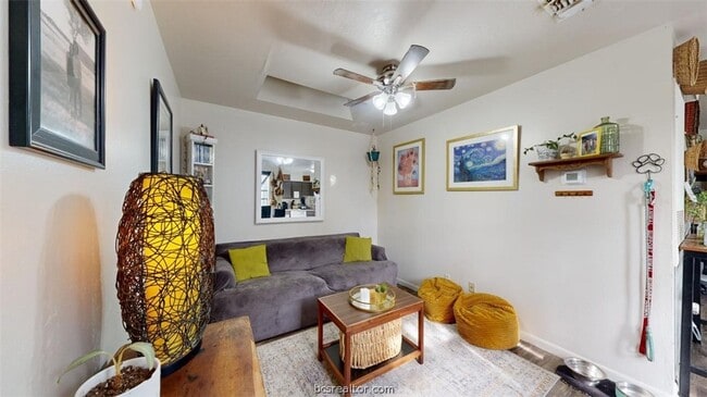 725 Peppertree Dr Unit 22