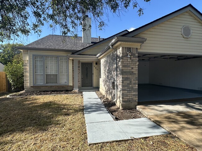 Photo - 701 Meadow Top