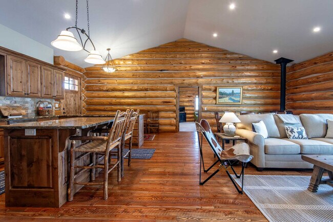 Photo - 1330 Larsen Ln Unit ID1466388P