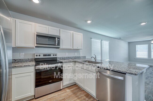 Photo - 109 S Grassland Rd