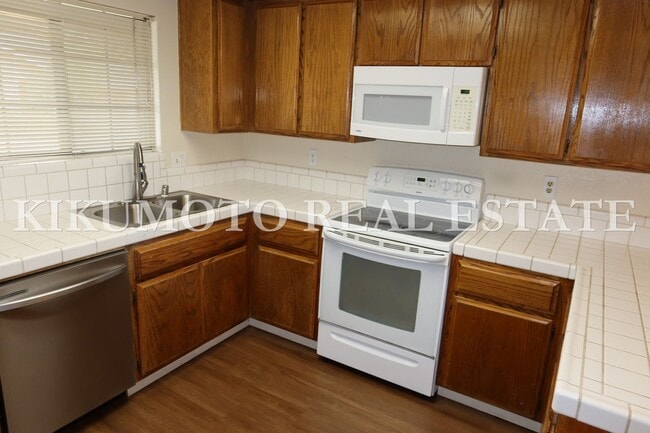 Photo - Pocket 3 Bedroom, 2 Bath Half-plex