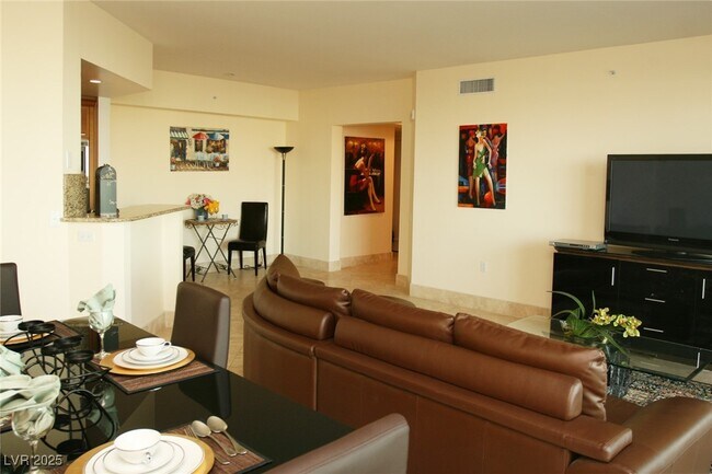 Photo - 2777 Paradise Rd Apartamento Unidad 707