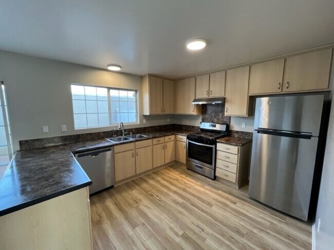 Photo - Haynes-19142-3 Unit Haynes-19