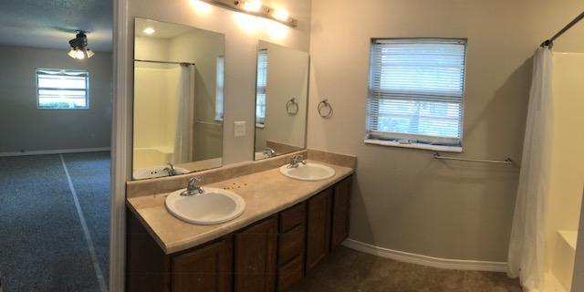 Photo - 420 Edge Ave