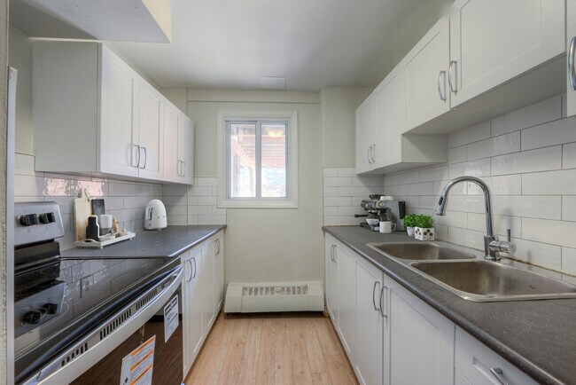 Photo - Silver Spring Park Townhouses