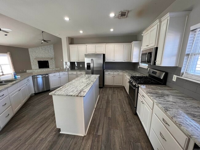Photo - 2703 Crooked Stick Dr