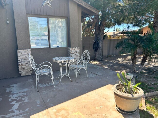 Photo - Charming 3-Bedroom Home with Wood Flooring and Large Yard in Yuma