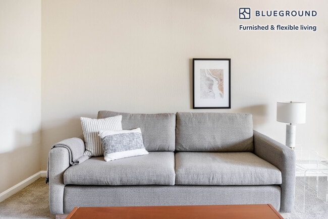 Photo - 877 Heatherstone Way Unit FL2-ID443