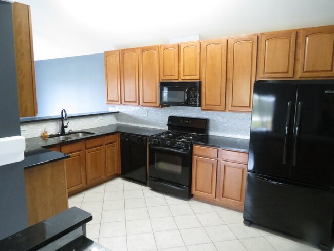 Photo - 465 Cary Woods Cir