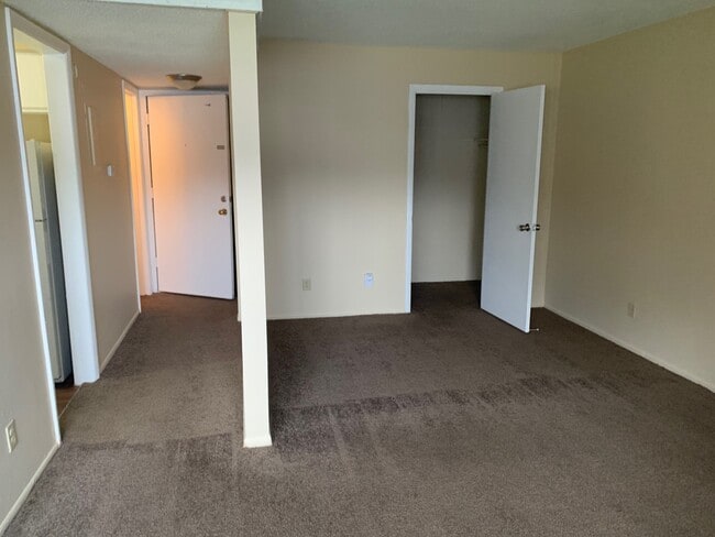 Photo - Cambridge at River Oaks